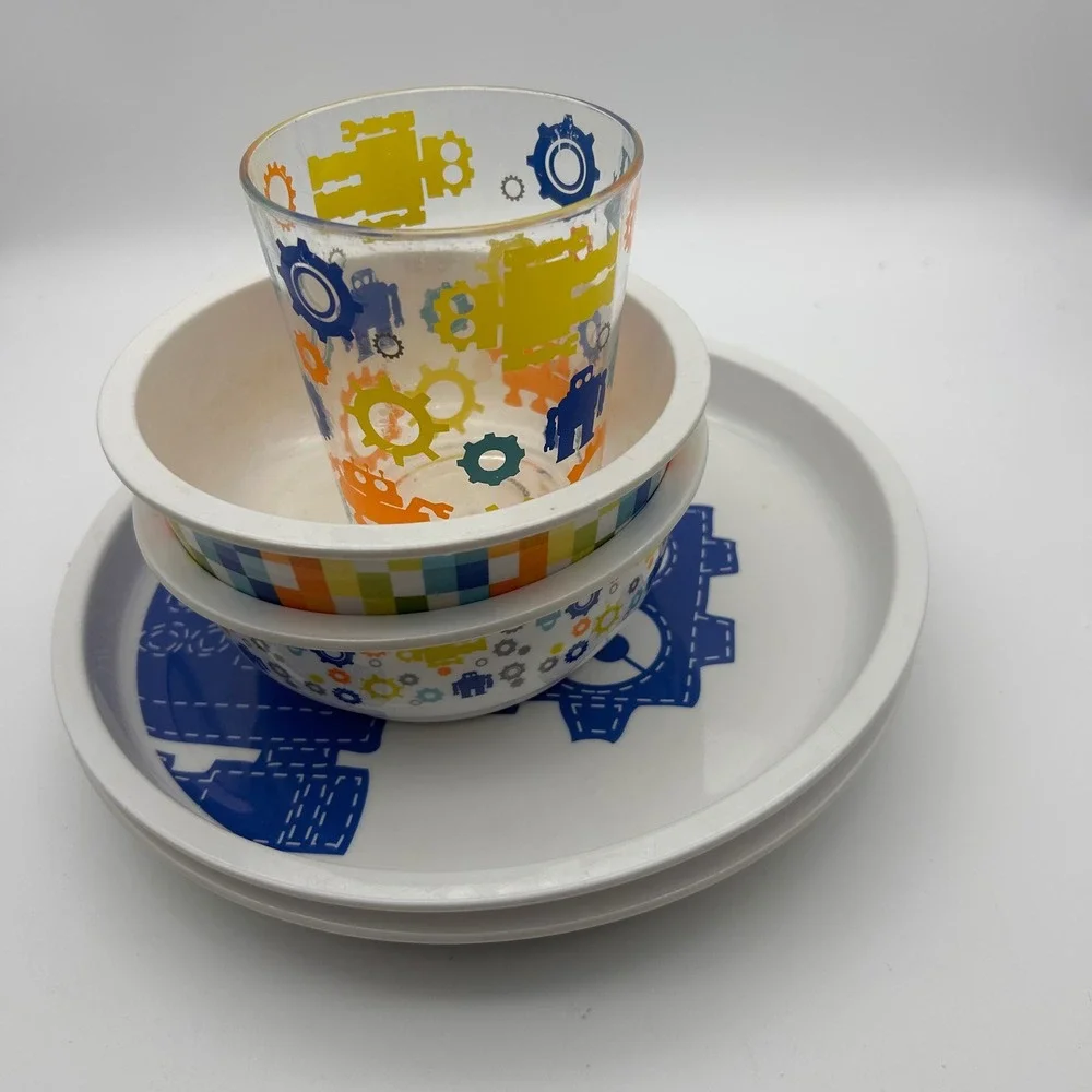 Circo Kids 5 Piece Melamine Dinnerware Set Robot Gears Checkered Multicolor